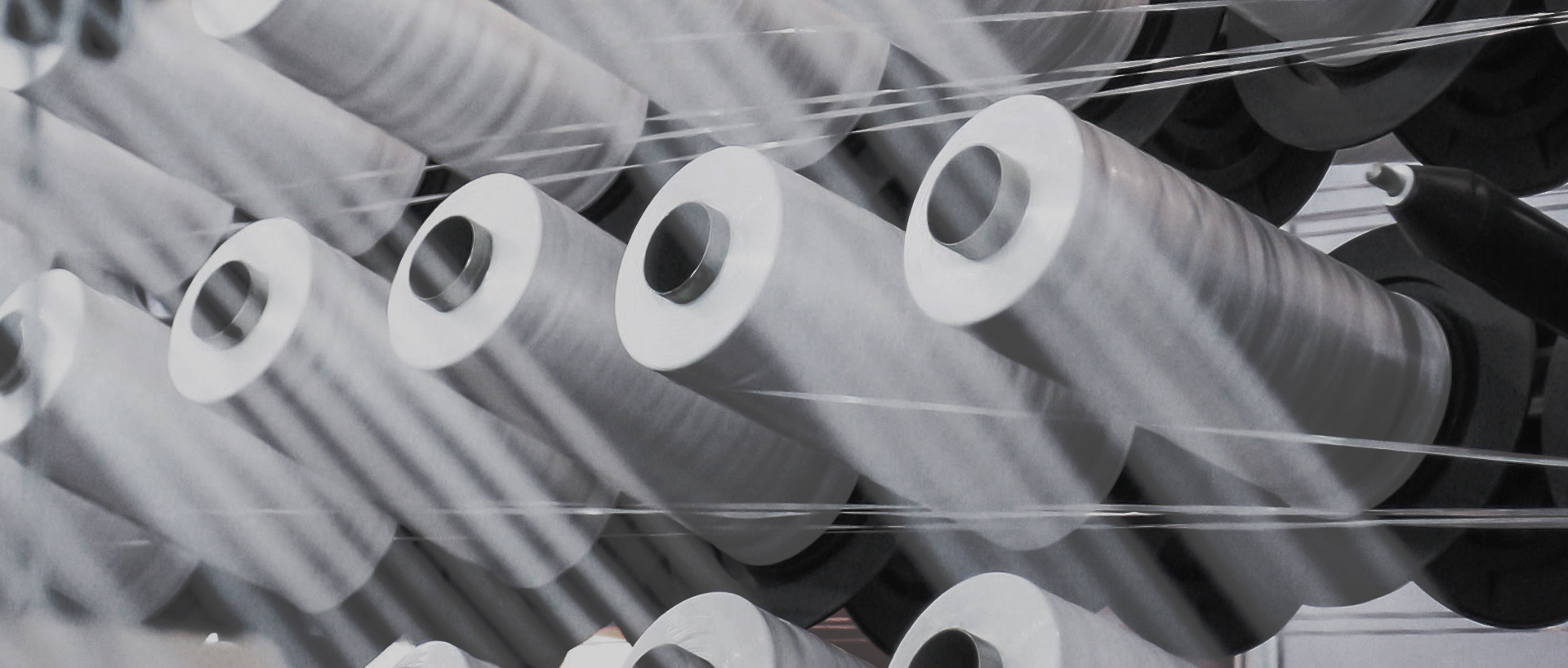 최고급 야외 기능성 원단이 모험 경험을 어떻게 재구성하는지 공개